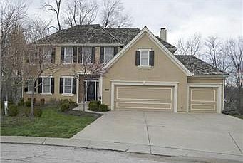2nd image of 5907 Beechwood Ct