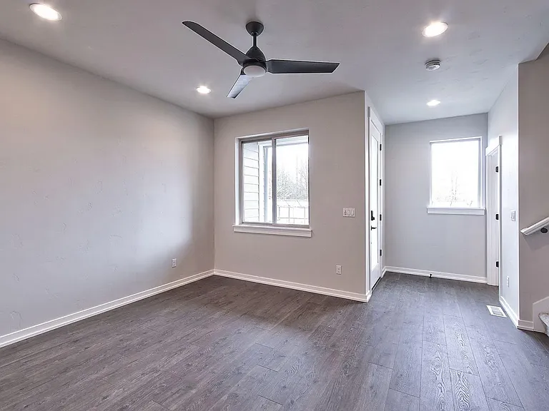 5623 SE 80th Ave — Photo 4