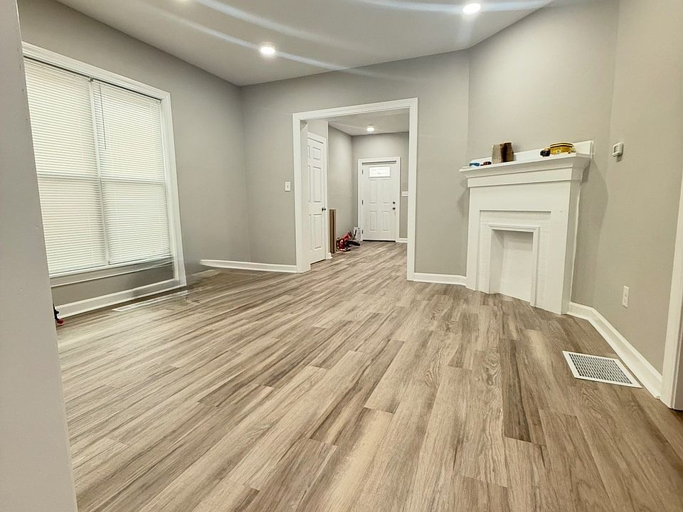 1st image of 533 N Traub Ave