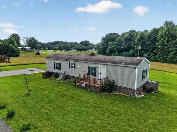 175 Humphrey Rd, Walling, TN 38587
