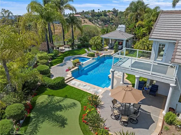 25606 Stratford Pl, Laguna Hills, CA 92653