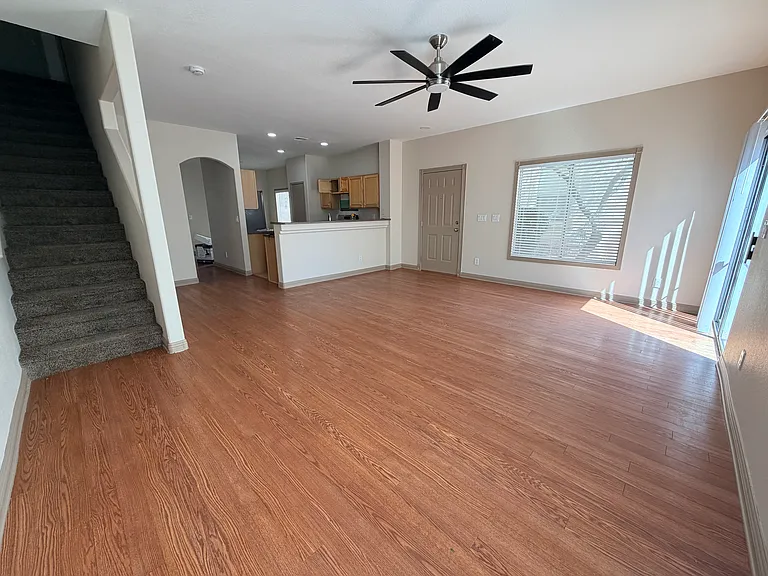 2561 Land Rush Dr — Photo 4