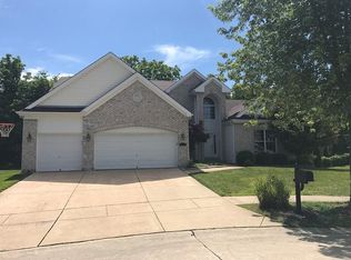 1059 Nooning Tree Dr, Chesterfield, MO 63017