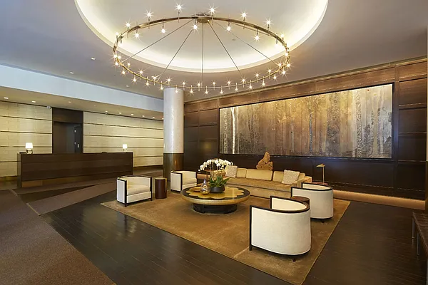 Rented by Vornado Realty Trust | media 23