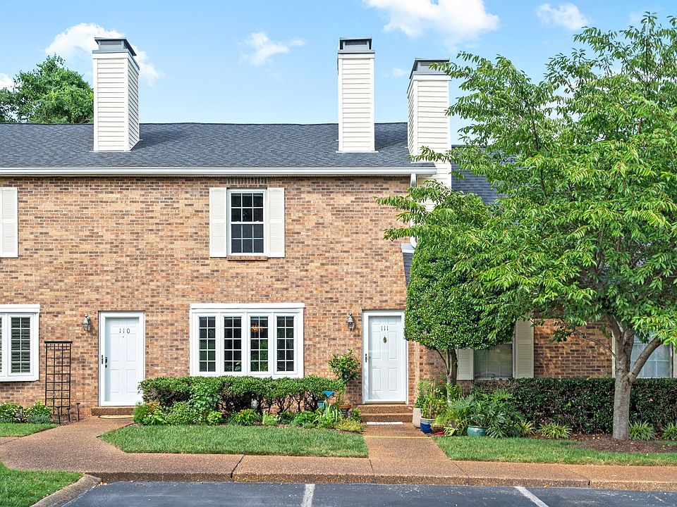 1st image of 111 Cumberland Trce