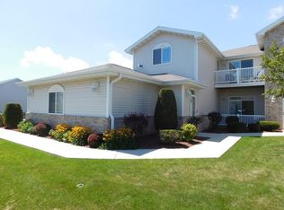 4012 Hazelnut Ct, Sheboygan, WI 53081