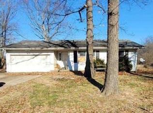 12923 Sunrise Dr, Sparta, IL 62286