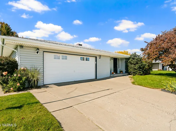1422 Karr Ave, Yakima, WA 98902