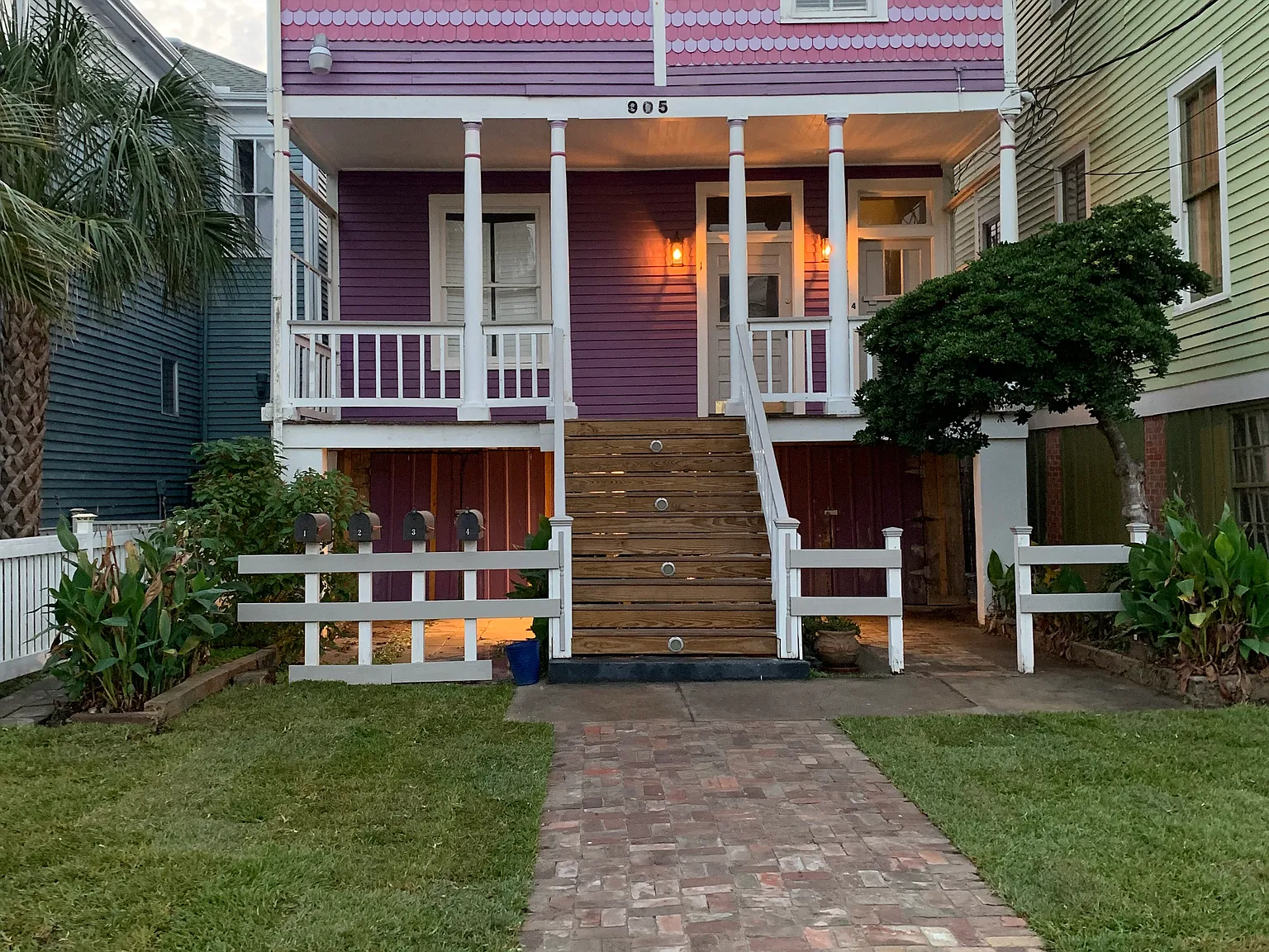 905 20th St — Photo 1