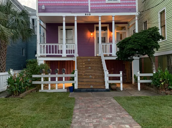 905 20th St APT 3, Galveston, TX 77550