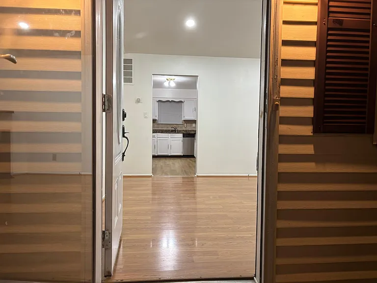 44 Westwood Cir #44 — Photo 9