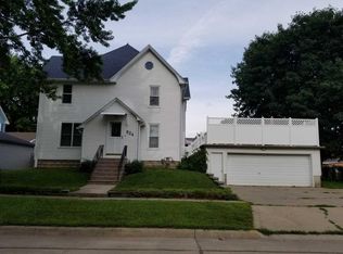 524 Goodell Ave, Readlyn, IA 50668