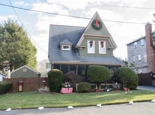 11 Stearns St, Swampscott, MA 01907