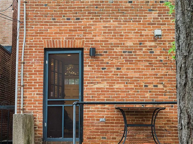 609 S Paca St — Photo 39