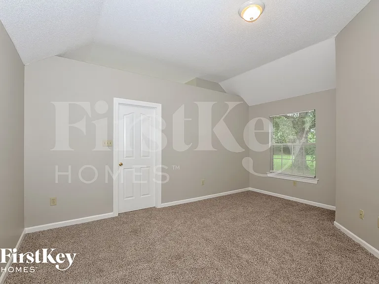 5340 Stephen Forest Cv — Photo 10