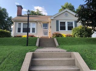 1301 Sycamore St, Quincy, IL