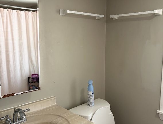 4th image of 71 S Prospect St #13