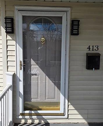 4th image of 413 Rosedale Ave