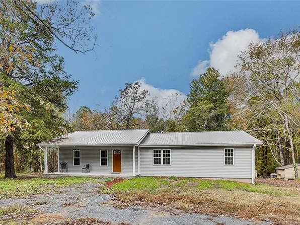 846 S Plank Rd, Sanford, NC 27330