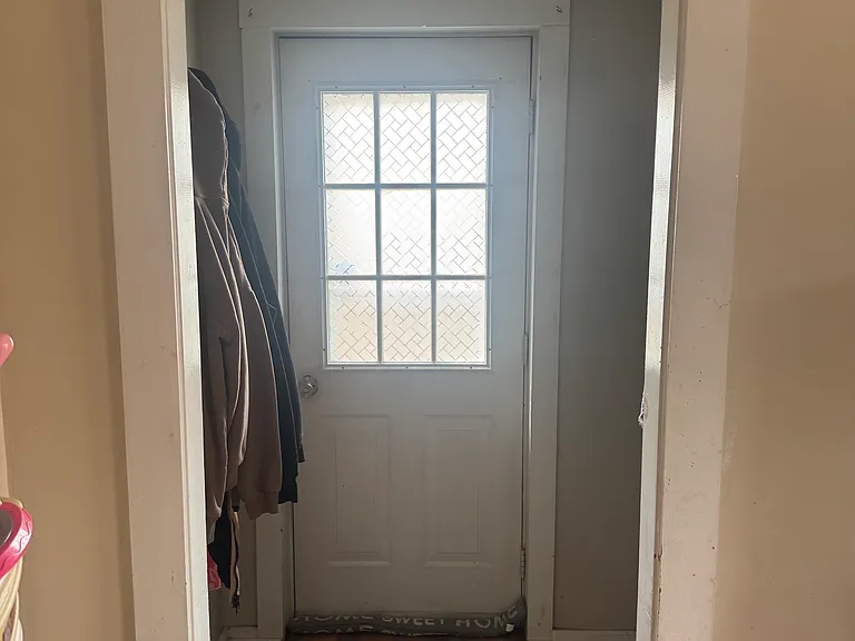 27 Pleasant St #A — Photo 16