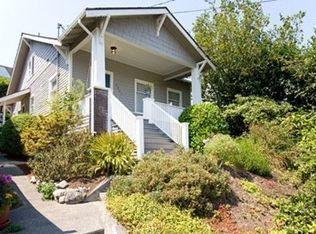 2207 24th Ave E, Seattle, WA 98112