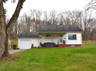 18225 Grange Center Rd, Saegertown, PA 16433