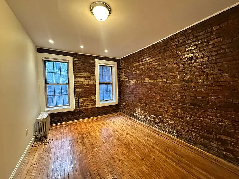 266 Washington Ave #A4 — Photo 5