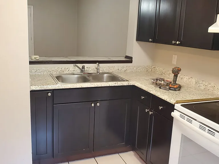 15633 Avalon Ave #C — Photo 4