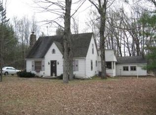 W15335 Berg Rd, Tigerton, WI 54486