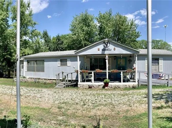 400 N Phillips Ave, Webb City, OK 74652