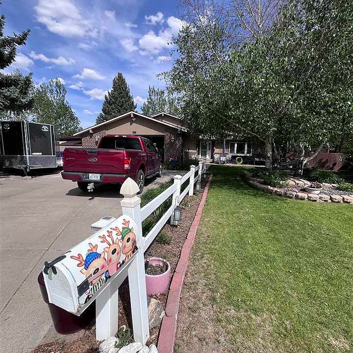 1st image of 1211 Arthur Ln