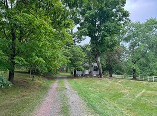 36 Hampton Corner Rd, Ringoes, NJ 08551