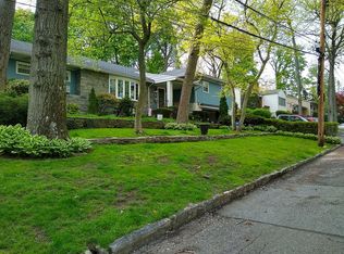 89 Eton Rd, Bronxville, NY 10708