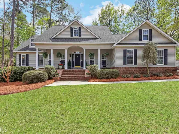 504 Crestview Dr, Statesboro, GA 30458