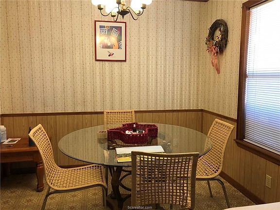 5th image of 1088 County Road 221