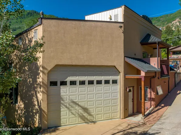 908 Red Mountain Dr, Glenwood Springs, CO 81601
