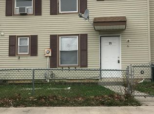 71 Hampshire Rd, Sicklerville, NJ 08081