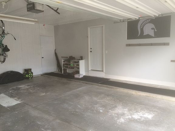 4th image of 501 Coleman St SE
