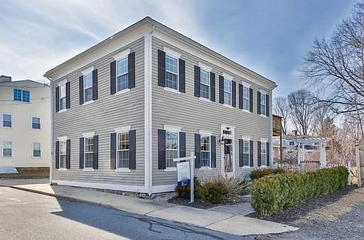 1st image of 10 Harrison St