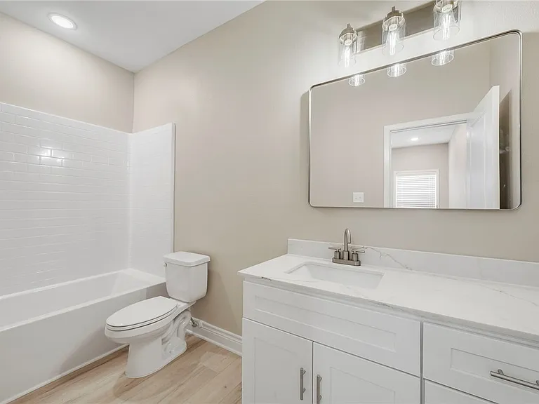3213 Link St #112 — Photo 11