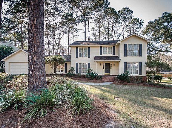 2nd image of 2502 Rolling Hill Dr