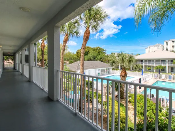 519 Roma Ct, Naples, FL