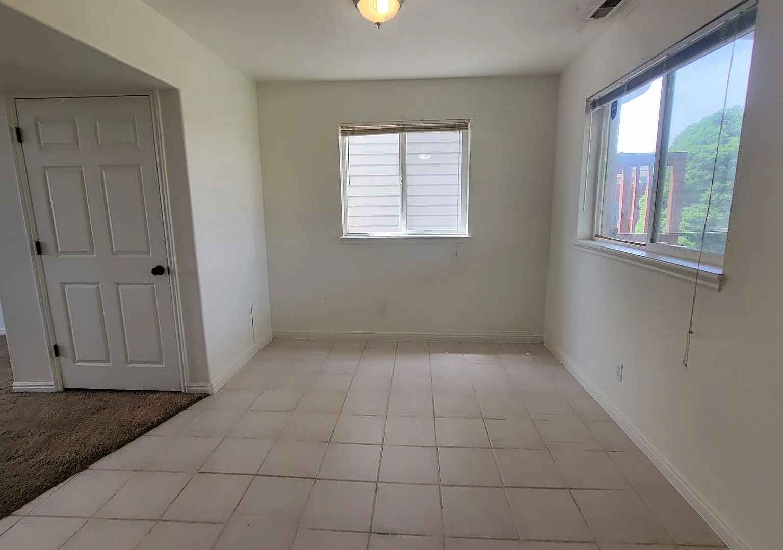 Large Spanish Fork Duplex — Photo 4
