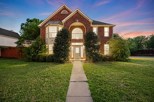 141 Morningside Dr Photo 1