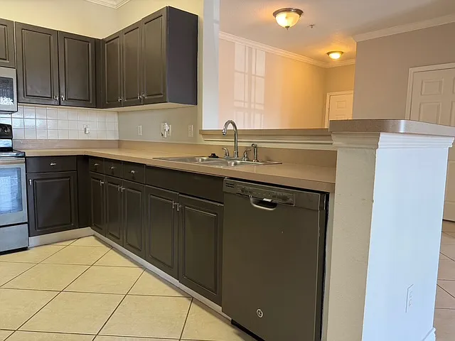 4306 Bayside Village Dr #1-102 — Photo 18