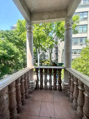 Rented by Oxford Property Group | media 35