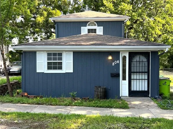 804 E Elm St, Harrisonville, MO 64701