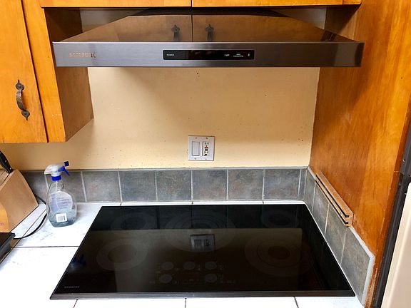 3rd image of 7304 NE 58th St