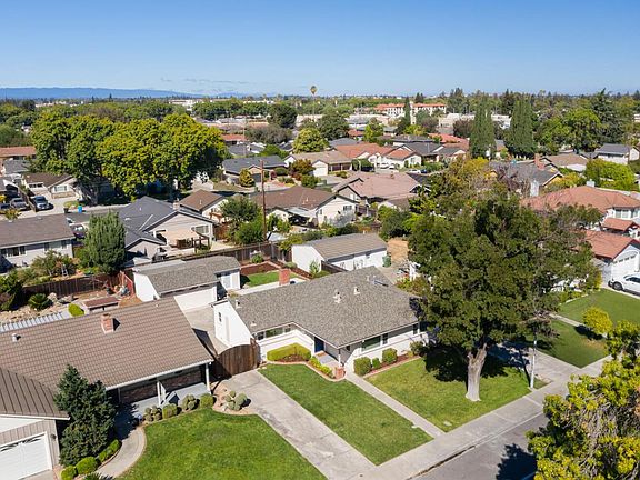 2nd image of 1340 Los Padres Blvd