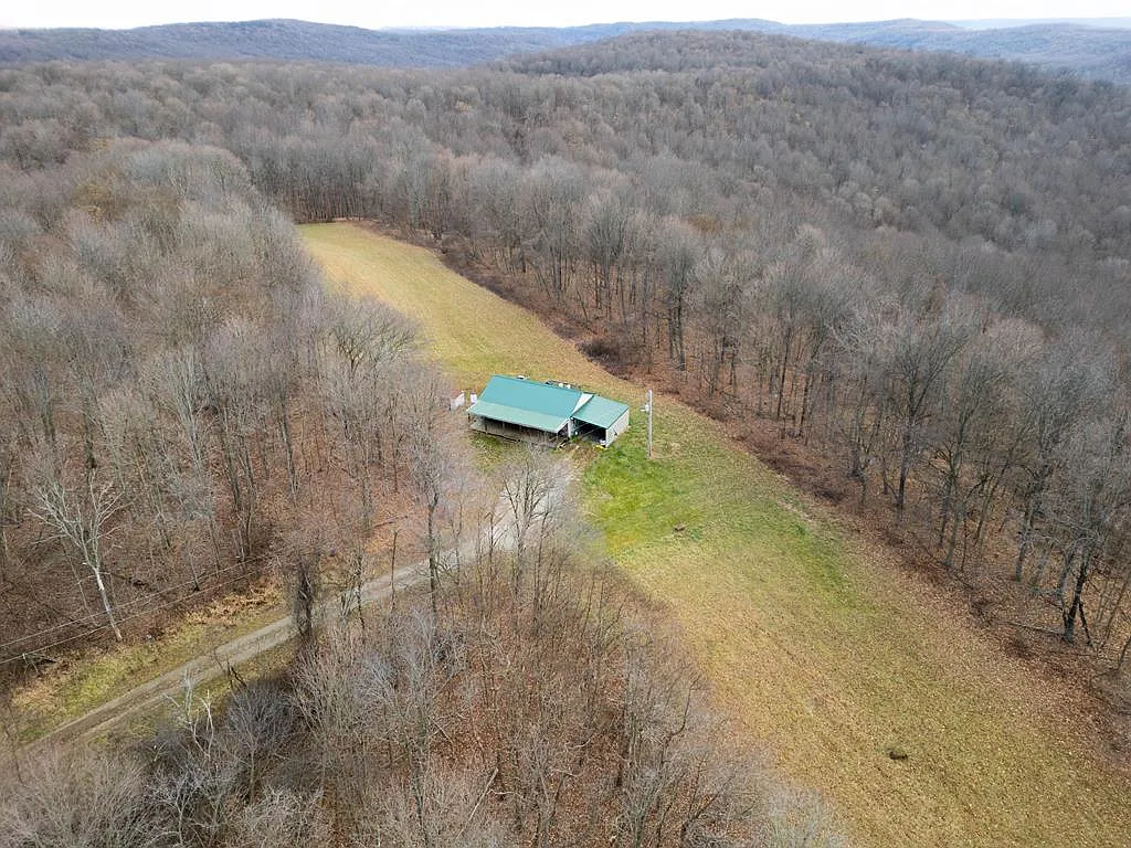 1538 Turkey Ridge Rd photo 1